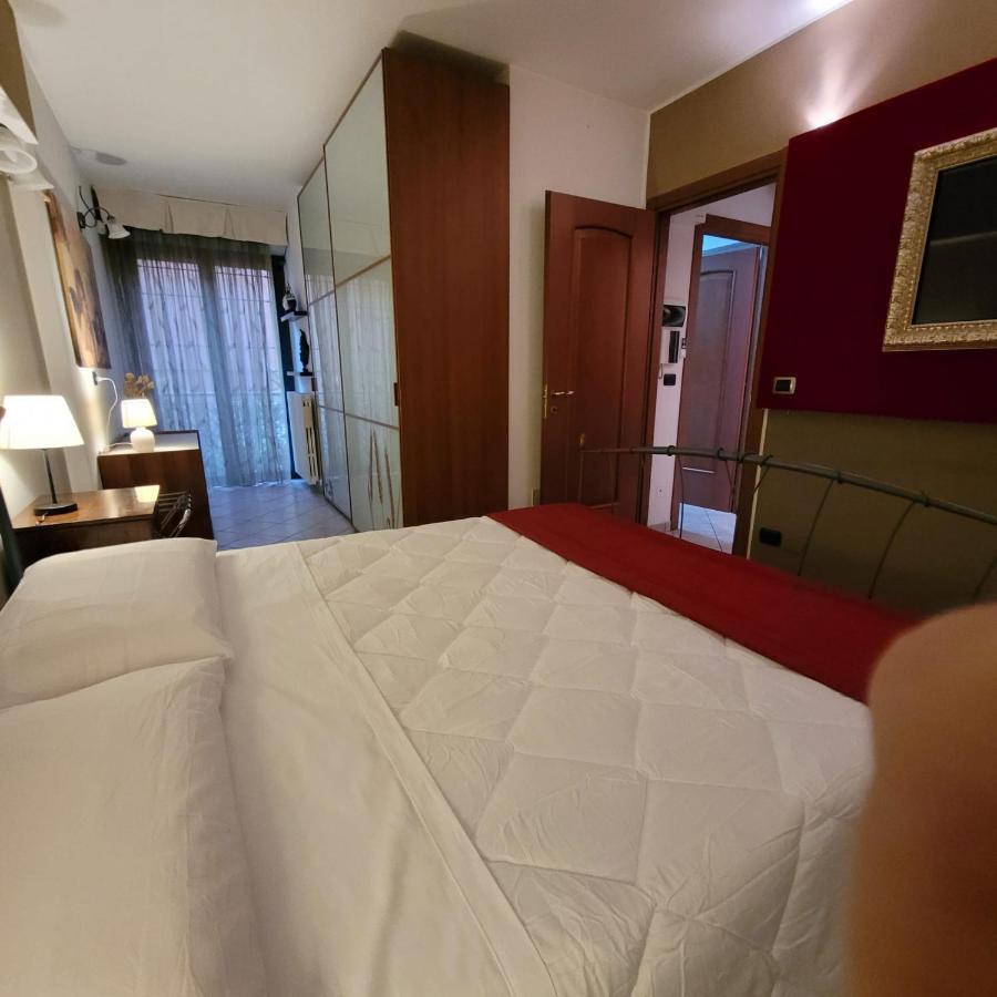 Chic & Relax Apartment Ріміні Екстер'єр фото